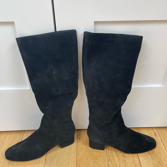 NWT Doen Cannes knee high black suede boots. Size 41. Never worn. - Picture 4 of 7